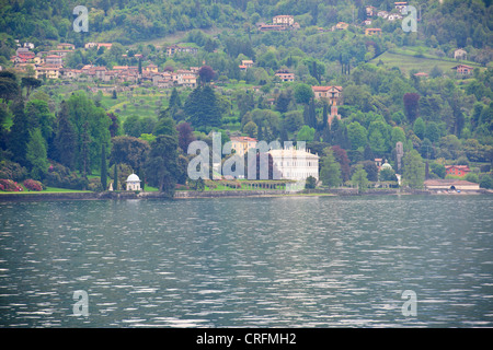 Bellagio,Traversée du lac,Hôtels,restaurants,à l'avant dans des ruelles,boutiques,vue sur le lac de Côme Lac,Jardins,Italien,Lacs,Italie Banque D'Images