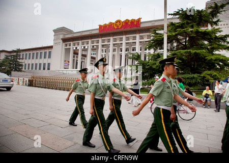 PLA, les soldats de l'Armée populaire de libération depuis mars Le Musée National de Chine, Beijing. Banque D'Images