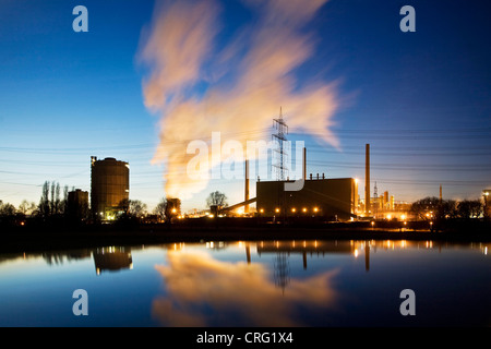 Prosper cokerie dans Twilight, l'Allemagne, en Rhénanie du Nord-Westphalie, Ruhr, Bottrop Banque D'Images