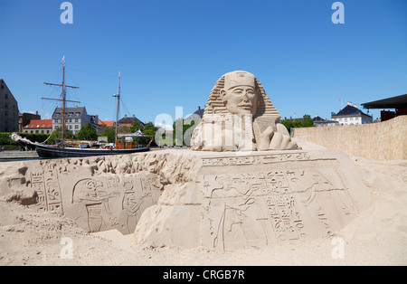 Festival International de sculpture de sable de Copenhague, près de 2012 : l'Egypte et le Nyhavn Pyramides - par Maria Torp Hansen, Danemark Banque D'Images