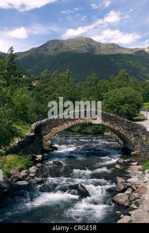 Pont Romain, Pont farré d'Ordino, Andorre, Pyrénées, Ordino Banque D'Images