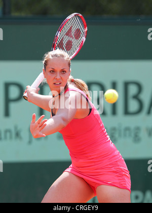 Sabine Lisicki de l'Allemagne dans l'action à l'Open de France 2012 Banque D'Images