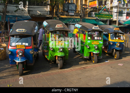 Khao San Road, Tuk Tuks, Thaïlande, Bangkok Banque D'Images