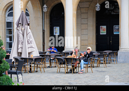 Namur, Belgique. Cafe en place du Theatre Banque D'Images