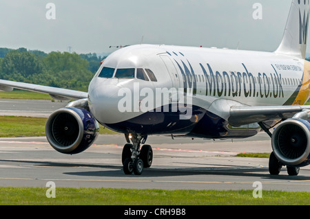 Airbus A321 de Monarch Banque D'Images