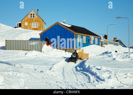 Voir d'Ittoqqortoormiit, Groenland, Ostgroenland, Tunu, Kalaallit Nunaat, Kangertittivag, Ittoqqortoormiit Scoresbysund, Banque D'Images