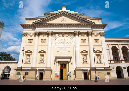 La rue Krakowskie Przedmiescie Srodmiescie centre de Varsovie Pologne Europe Banque D'Images