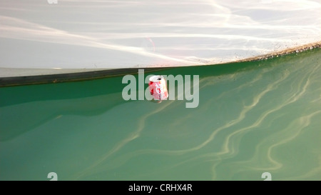 Cola à la dérive dans le port, l'Espagne, Port Andratx Banque D'Images