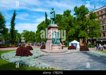 Statue de JL Runeberg le poète national de la Finlande dans Park Avenue Esplanadi, dans le centre de Helsinki Finlande Europe Banque D'Images