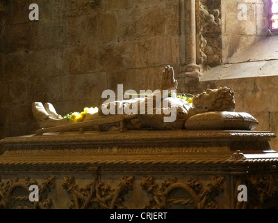 Tombe de Lus Vaz de cames à l'Jernimos Monastère, Lisbon, Portugal, Lisbonne Banque D'Images