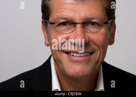 L'équipe américaine de basket-ball féminin coack Geno Auriemma pose au Sommet des médias USA à Dallas, TX avant les Jeux Olympiques de Londres Banque D'Images