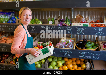 Épicerie l'organisation de produire pour la vente Banque D'Images