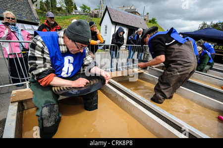 UK Gold Panning Championships au village de Wanlockhead, Dumfries et Galloway, Écosse Banque D'Images