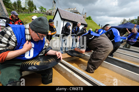 UK Gold Panning Championships au village de Wanlockhead, Dumfries et Galloway, Écosse Banque D'Images