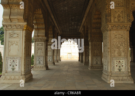 Vue intérieure du Diwan-i-Khas (hall d'audience privée) Banque D'Images