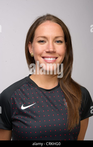 Le joueur de soccer féminin américain Lauren Cheney au niveau de l'équipe USA Media Summit de Dallas, TX à l'avance des Jeux Olympiques de Londres de 2012. Banque D'Images