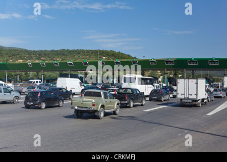 Bornes pour la payer sur route payés en Tunisie entre Tunis et Sousse, capitale du Sud Banque D'Images