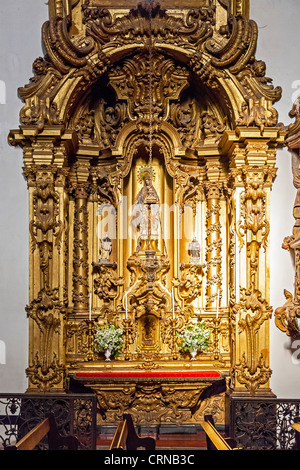 Monastère de S. Bento à Santo Tirso, le Portugal. Ordre des Bénédictins. Construit dans le quartier gothique (cloître) et baroque (église) de style. Banque D'Images