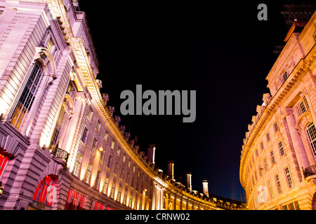 Détail des bâtiments dans Regent Street, près de Piccadilly Circus dans le West End de Londres. Banque D'Images