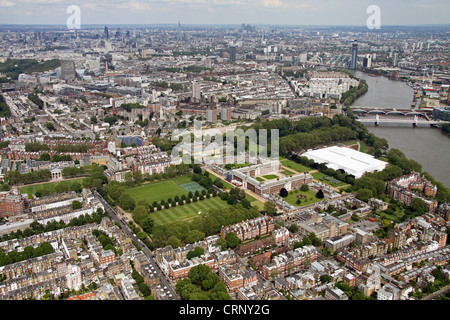 Vue aérienne de Chelsea, y compris le Royal Hospital Chelsea et le site du RHS Chelsea Flower Show, Londres SW3 Banque D'Images