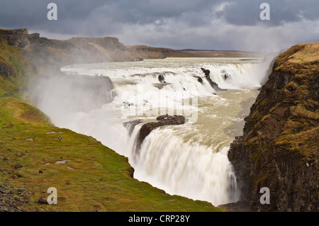 Chutes d'or de Gullfoss partie du Golden circle tour Islande eu Europe Banque D'Images