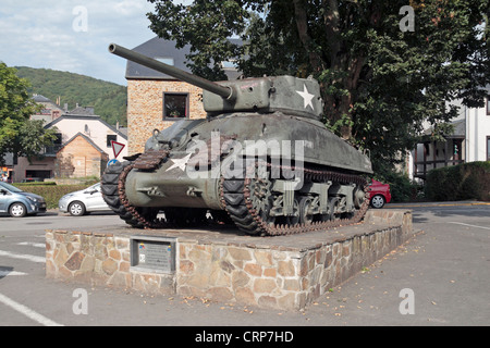Un M4A1 Sherman en exposition à Roche-en-Ardenne, Wallonie, Belgique. Banque D'Images
