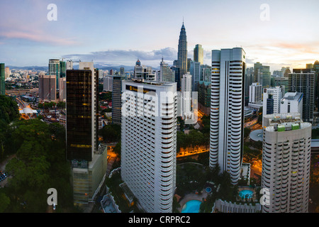 La Malaisie, Kuala Lumpur, vue sur le centre ville de Kuala Lumpur et les Tours Petronas Banque D'Images