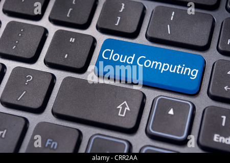 Les concepts du cloud computing, avec message sur la touche Entrée du clavier. Banque D'Images