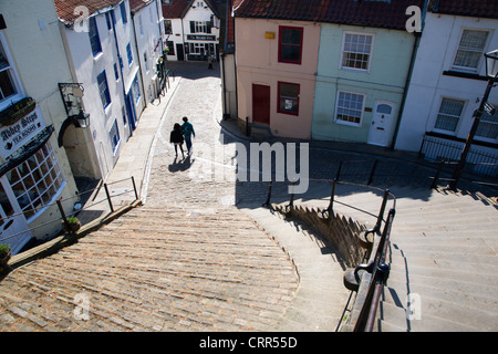 Les 199 marches à Whitby, North Yorkshire Angleterre Banque D'Images