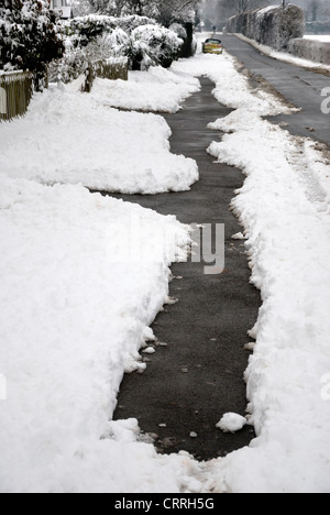 Sentier dégagé de neige - Kent, Angleterre Banque D'Images