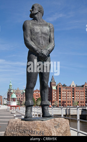 Statue de Claas Stoertebeker, Harbour City, Hambourg, Allemagne Banque D'Images