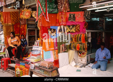 L'Inde, l'Andhra Pradesh, Hyderabad, Laad Bazar, boutique, les gens, Banque D'Images