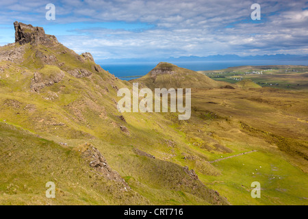 Le Quiraing, un glissement de terrain sur la face est de Meall na Suiramach Banque D'Images