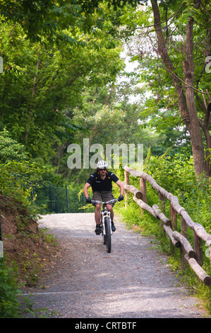 Europe Italie Piémont Province de Turin d'un tronçon de la piste cyclable Rivoli - Venaria Banque D'Images
