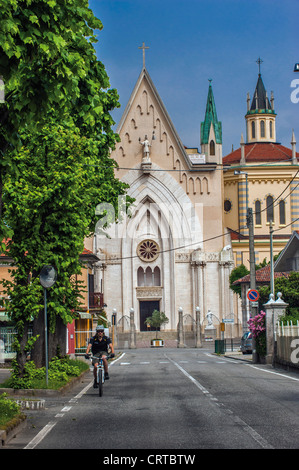 Europe Italie Piémont Province Torino Pianezza Sanctuaire de San Pancrazio avec cyclist Banque D'Images