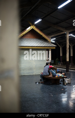 La photographie d'un exercice pendant quelques heures à la gare de Chiang Mai Banque D'Images