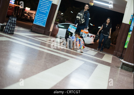La photographie d'un exercice pendant quelques heures à la gare de Chiang Mai Banque D'Images