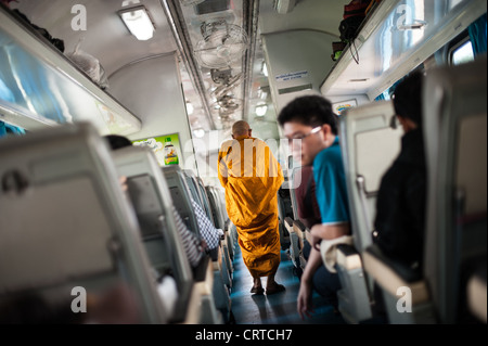 La photographie d'un exercice pendant quelques heures à la gare de Chiang Mai Banque D'Images