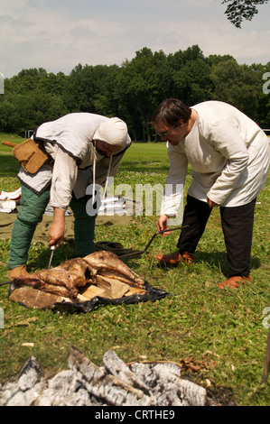 Chevaliers teutoniques gammon porc cuisiniers Banque D'Images