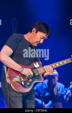 Chris Rea fonctionne à la Sportarena, Hongrie 02.15.2012. Banque D'Images