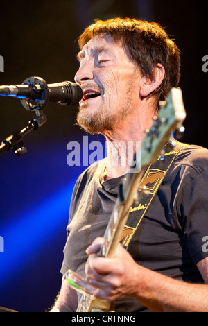 Chris Rea fonctionne à la Sportarena, Hongrie 02.15.2012. Banque D'Images