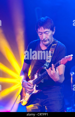 Chris Rea fonctionne à la Sportarena, Hongrie 02.15.2012. Banque D'Images