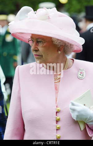 Votre Altesse Royale la Reine Elizabeth en mode Portrait Banque D'Images