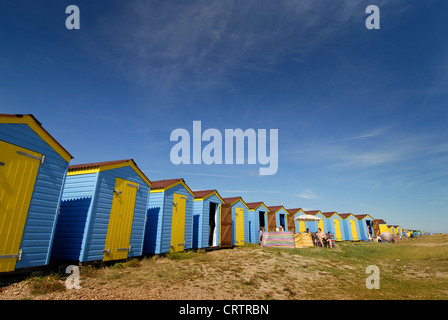 Cabines de plage sur la plage Est. de Littlehampton Banque D'Images