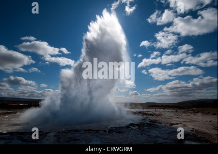 Strokkur, Geysir, Islande, SW de Haukadalur Banque D'Images