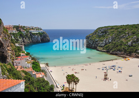 Vue sur la plage, Cala en Porter, Minorque, Iles Baléares, Espagne Banque D'Images