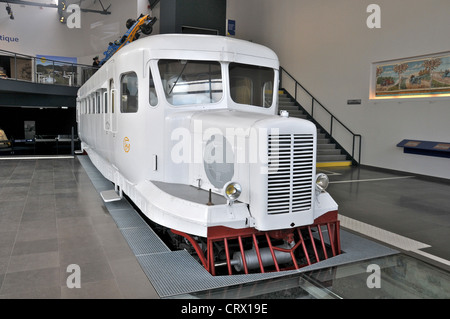 Micheline train en musée de l'Aventure Michelin Clermont Ferrand Auvergne France Banque D'Images