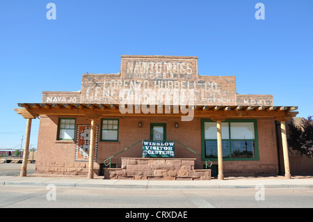 Winslow, Arizona, USA, ville située le long de la route historique 66 - centre d'accueil Banque D'Images