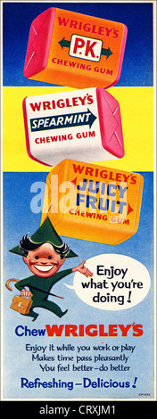 Vintage des années 1950 à partir de l'annonce imprimée magazine anglais actualité chewing-gums WRIGLEY'S publicité Banque D'Images