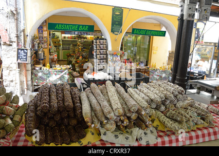 Marché Le marché de producteurs (Provençale), l'Avenue du Général Leclerc, Antibes, Côte d'Azur, Provence-Alpes-Côte d'Azur, France Banque D'Images